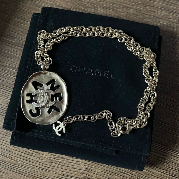 CHANEL-AUTHENTIC (PRELOVED) Gold Plated & Strass CC Pendant and Chain - Picture 12 of 16